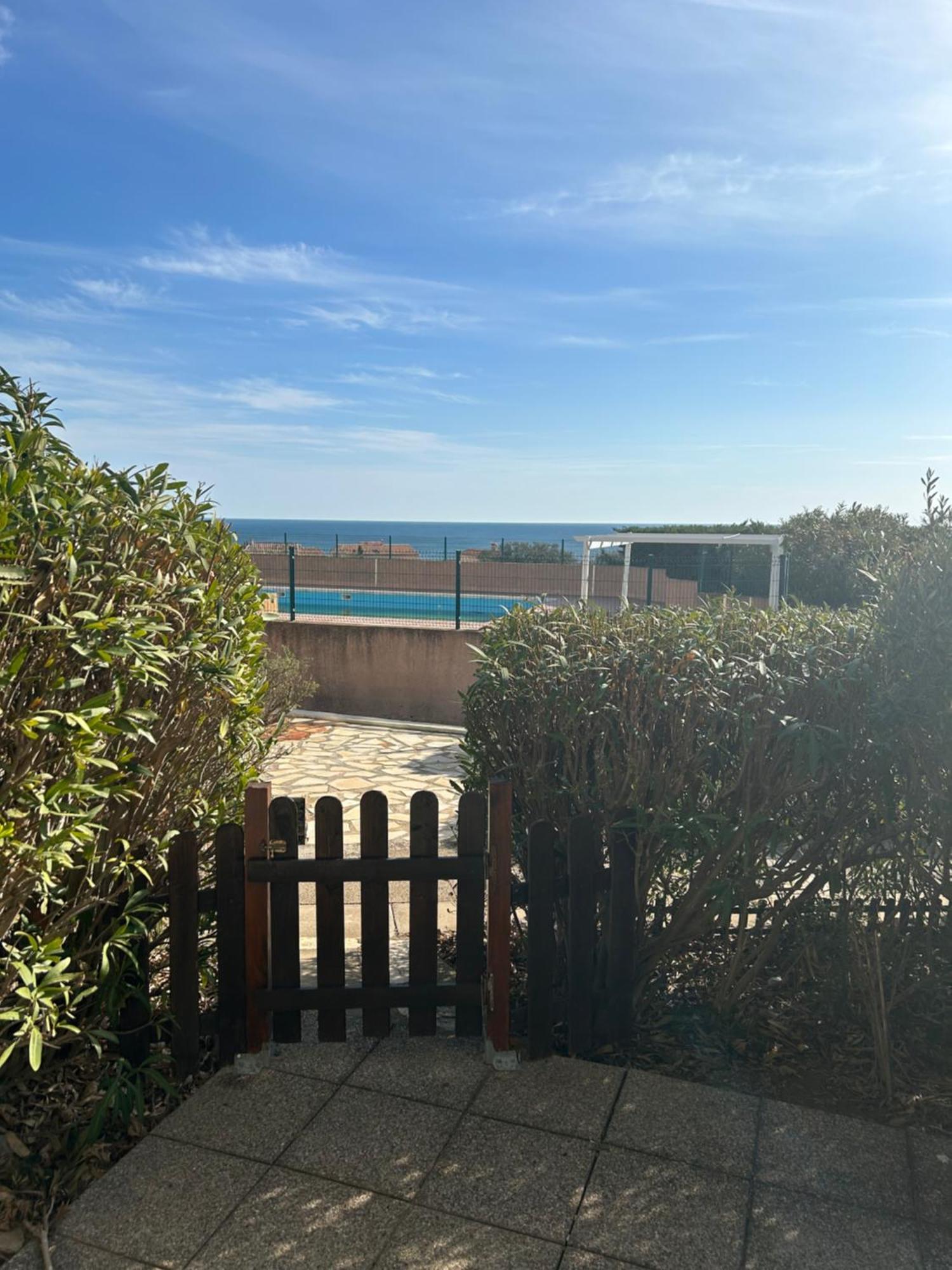 La Maison Du Bonheur Les Eaux Vives 1 Saint-Pierre-la-Mer  外观 照片